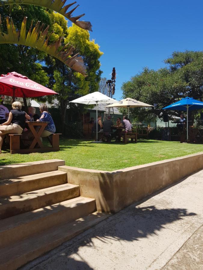 The Historic Pig And Whistle Inn Bathurst المظهر الخارجي الصورة